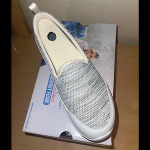 Skechers walking shoe with memory foam